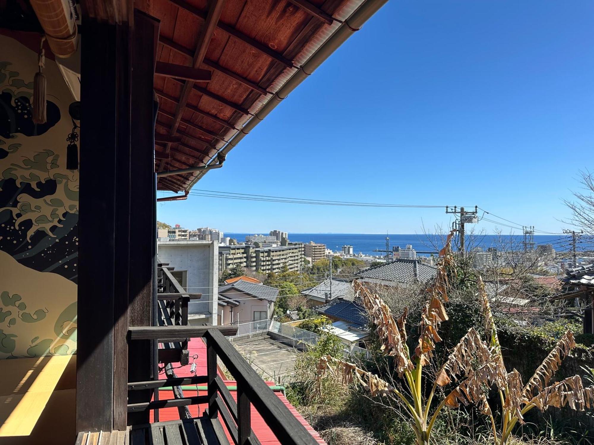 Отель Atami Ikyuan 熱海一休庵 Экстерьер фото